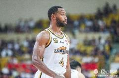 威爾斯首節3中3得7分 弗格2中2也有7分入賬