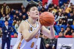 張寧拼盡全場(chǎng)出戰(zhàn)41分28秒三分10中4砍下22分6助攻