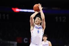 王翊雄加盟NBL江西贛馳 媒體人解讀其職業發展路徑