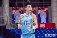 段昂君左手腕骨折 本月將接受手術治療