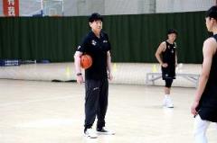 夏曉司：山東男籃開展體能恢復與投籃訓練