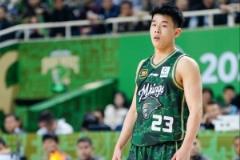 王健：林葳不適合打一號(hào)位，尤其在高水平賽事中更顯不足