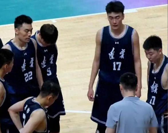 韓德君退役后內(nèi)線困境：劉雁宇27分鐘表現(xiàn)全面崩盤，難擔(dān)重任