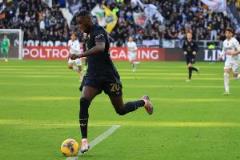 記者：若簽約奧斯梅恩失敗，加拉塔薩雷或?qū)⑥D(zhuǎn)向小基恩或穆阿尼