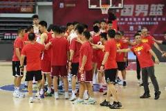 需要總結！中國男籃27次失誤險過難關，后衛18次失誤