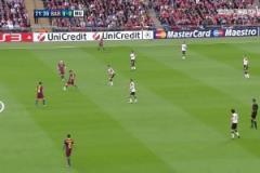 巔峰巴薩中場的恐怖壓制代表：哈白梅將前場人數(shù)差瞬間拉開！