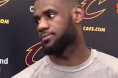 罕見暴怒！內馬爾禁區內要地面球但隊友給傳了高球，現場暴怒發火