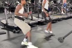 想證明自己嗎？杰倫-格林練得真挺狠的啊