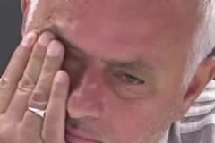 真情流露！穆里尼奧發布會落淚悼念愛徒科斯塔