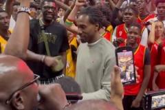 卡子真的好帥啊，黑人中的建模臉！