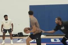 拉文休賽期練習(xí)翻身跳投 確實帥！