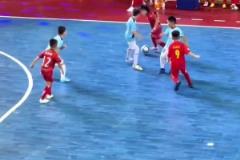 退役后時(shí)準(zhǔn)備進(jìn)足協(xié)于漢超對著宋凱說好話：你一來我就進(jìn)球了