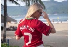 曼聯女球迷：如果C羅是你的GOAT，請加我，我想看一些東西