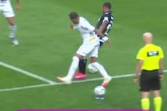 真過不去了巴甲保級隊后衛(wèi)單防內(nèi)馬爾，腳下頻率好慢！