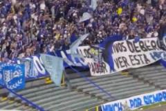 鞋不要了！球隊成績差球迷狂扔鞋子表達不滿！