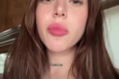 亞馬爾新女友顏值如何你小子這換女友頻率也太快了！