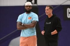 湖人與老詹的未來緊密相連！尷尬夏天背后是不可分割的共同利益與愿景