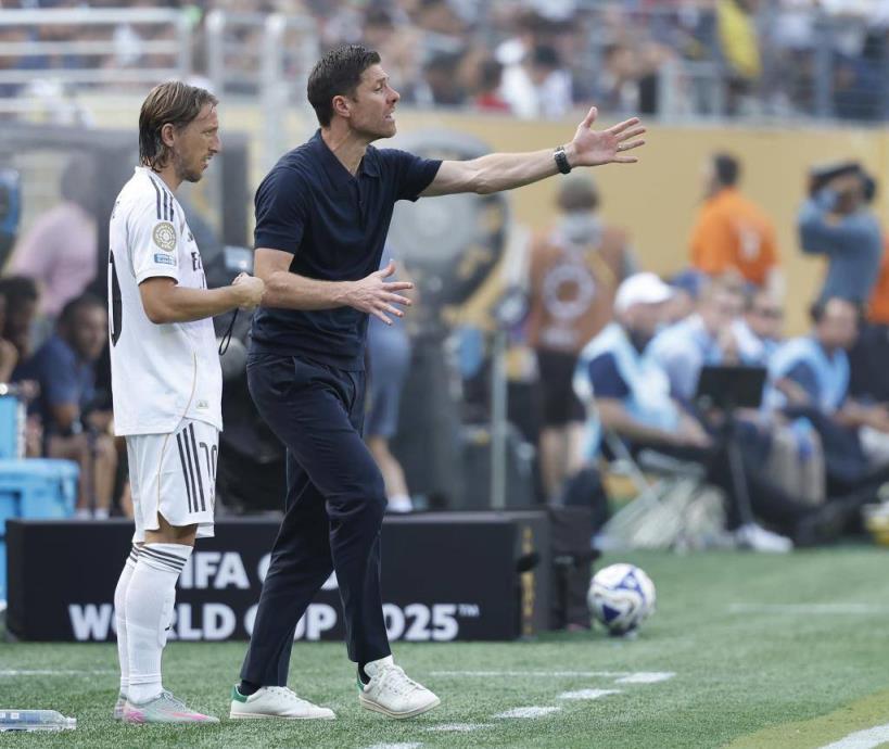 馬卡：阿隆索在皇馬面臨的挑戰(zhàn)比安帥、穆帥和齊達(dá)內(nèi)更難