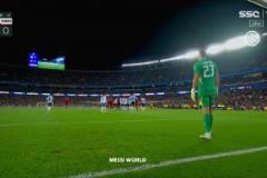 臨近終場哨時，大馬丁一個人在后場疑似哭了，鼻子紅彤彤