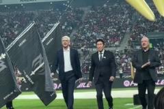 車范根和溫格、貝尼特斯出席韓國傳奇賽，還有多少人記得這位傳奇