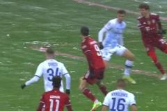 如詩如畫！萊萬美如畫的雪地倒鉤破門