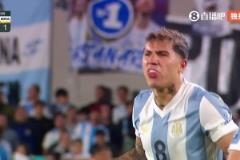 這啥表情恩佐“小雞咯咯”表情回擊奧爾蒂斯，太抽象了！