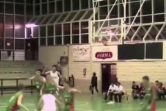 這小子以后必成大器！15歲的東契奇是如何稱霸球場(chǎng)的？