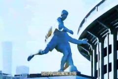 感動！7萬國足球迷編織了一片最美的星空，悼念林子金小朋友