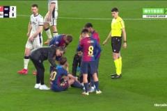 奧爾莫第26分鐘受傷無法堅持被換下！費爾明替補登場！