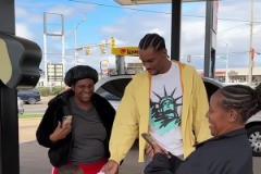 活該你MVP！亞歷山大碰到一個過生日的小男孩直接送上親簽球衣