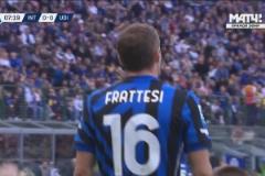 錯(cuò)失良機(jī)！弗拉泰西門(mén)前兩連擊，小角度補(bǔ)射空門(mén)中柱！