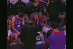 這球機智啊！高詩巖反擊在中場出手，造了李曉旭一個三分犯規！