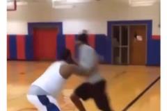 名場面！KD：你這樣顯得我很呆！