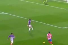 什么水平??格列茲曼禁區華爾茲破門