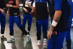 這就是年輕人該有的樣子！來自聯盟第一的賽前打氣環節！