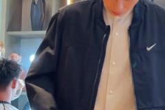 磊哥這是要出道了嗎？換新發型的武磊帥的冒煙啊