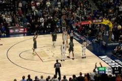 他還在努力！最后僅剩0.1秒，約基奇仍試圖將球拍到前場！