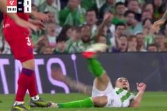 只有安東尼可以在被犯規(guī)時在空中旋轉(zhuǎn)！這就是圓神的實力