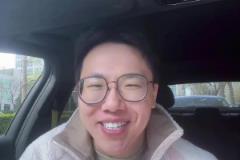 怎么折都有面兒~甲亢哥現(xiàn)場提了三臺華為三折疊