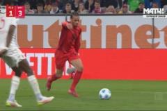 拜仁鎖定勝局！薩內禁區內傳中造馬西瑪自擺烏龍！