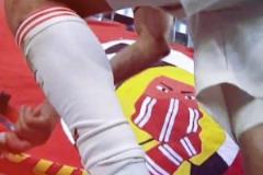 難怪拜仁球迷這么喜歡穆勒，這一幕是雙向奔赴