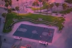 進(jìn)攻大殺器！巔峰哈登的進(jìn)攻真是賞心悅目啊！打了未來隊(duì)友好幾個(gè)