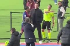 拉菲不滿判罰賽后氣憤離場(chǎng)，特爾斯特根勸解也被一把推開