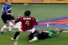 今天祝嚴(yán)鼎皓生日快樂!請查收來自四川球迷發(fā)自內(nèi)心的祝福！