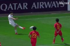 國少遭反超出線危！解說：我們替補球員難道比場上沒體力球員差嗎