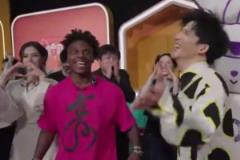 梅西連扣帶過，把小年輕晃得一愣一愣的