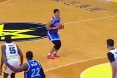 威少：如果我是僵尸跳投，那這招又是什么？