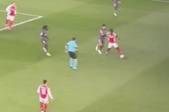 球迷曬視頻：這就是我們需要薩卡的原因！兩次造犯規賴斯兩次破門