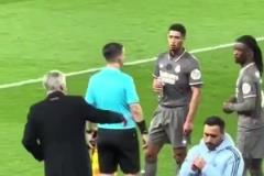 搖頭不解！貝林厄姆對安切洛蒂場邊的臨時戰術安排感到困惑