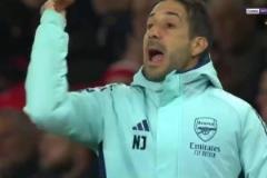 喬佛讓賴斯傳中，結果賴斯打出夢幻弧線世界波